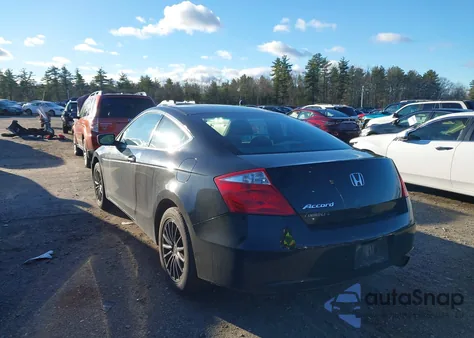 2010 Honda Accord 2.4 Ex z USA, uszkodzony, nr VIN 1HGCS1A72AA010311